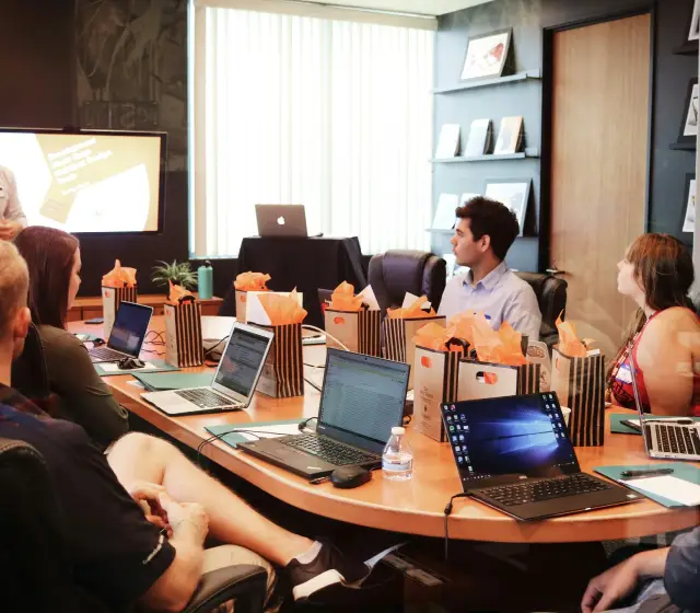 campaign-creators-gMsnXqILjp4-unsplash