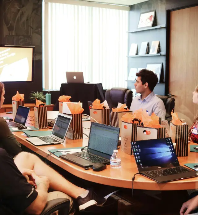 campaign-creators-gMsnXqILjp4-unsplash